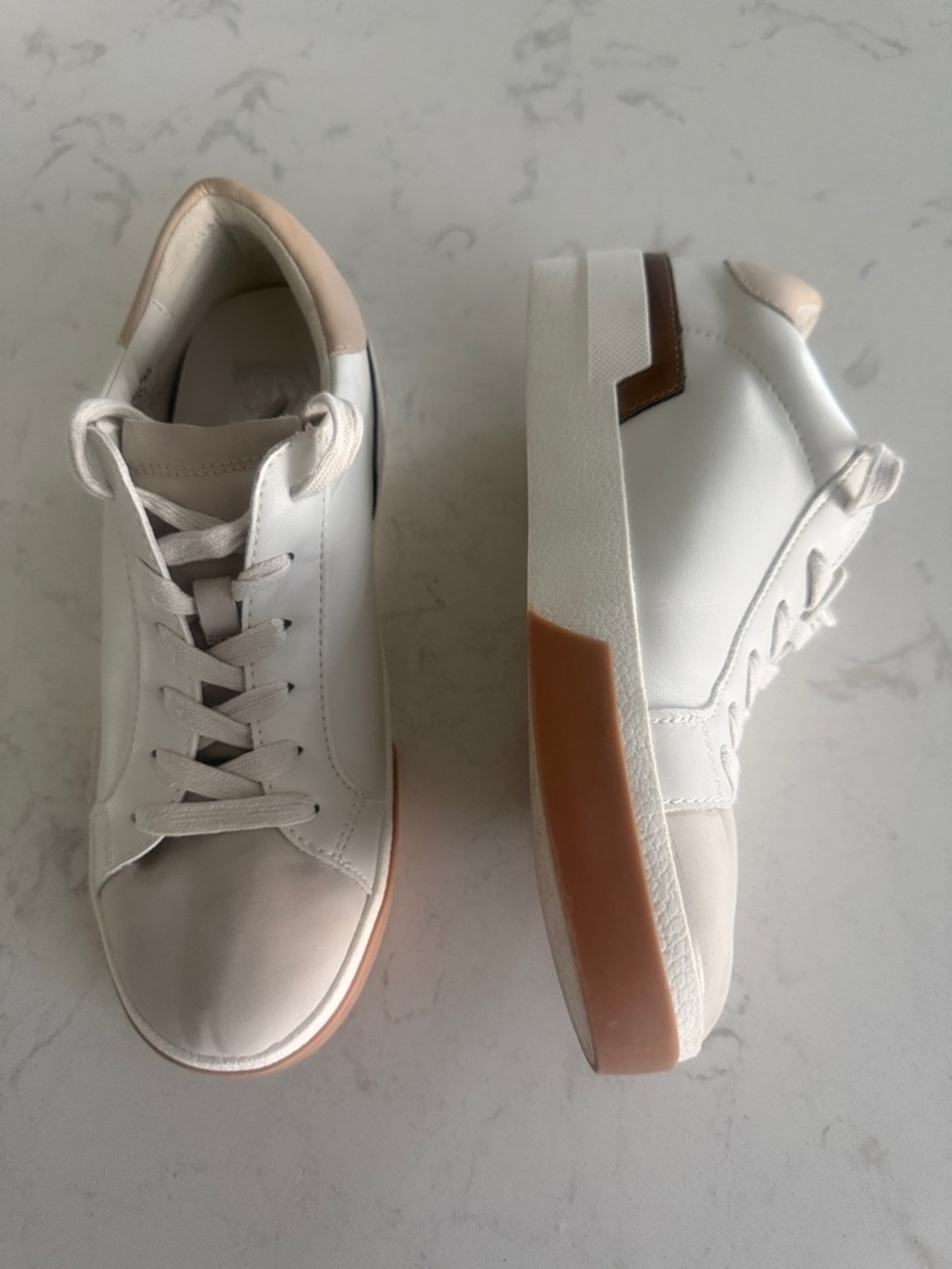 DV Dolce Vita Harryson Lace Up Sneaker - Size 7 1/2